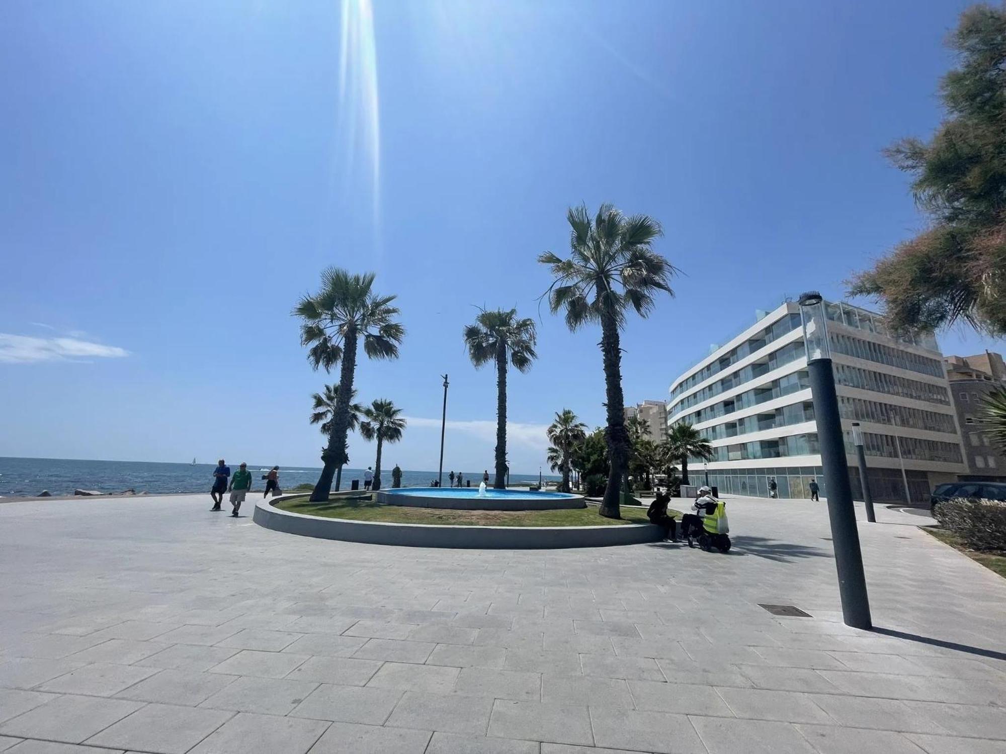 Amazing Penthouse On The Beach, Sea Views, Wifi, Airconditioning And Parking Torrevieja Zewnętrze zdjęcie